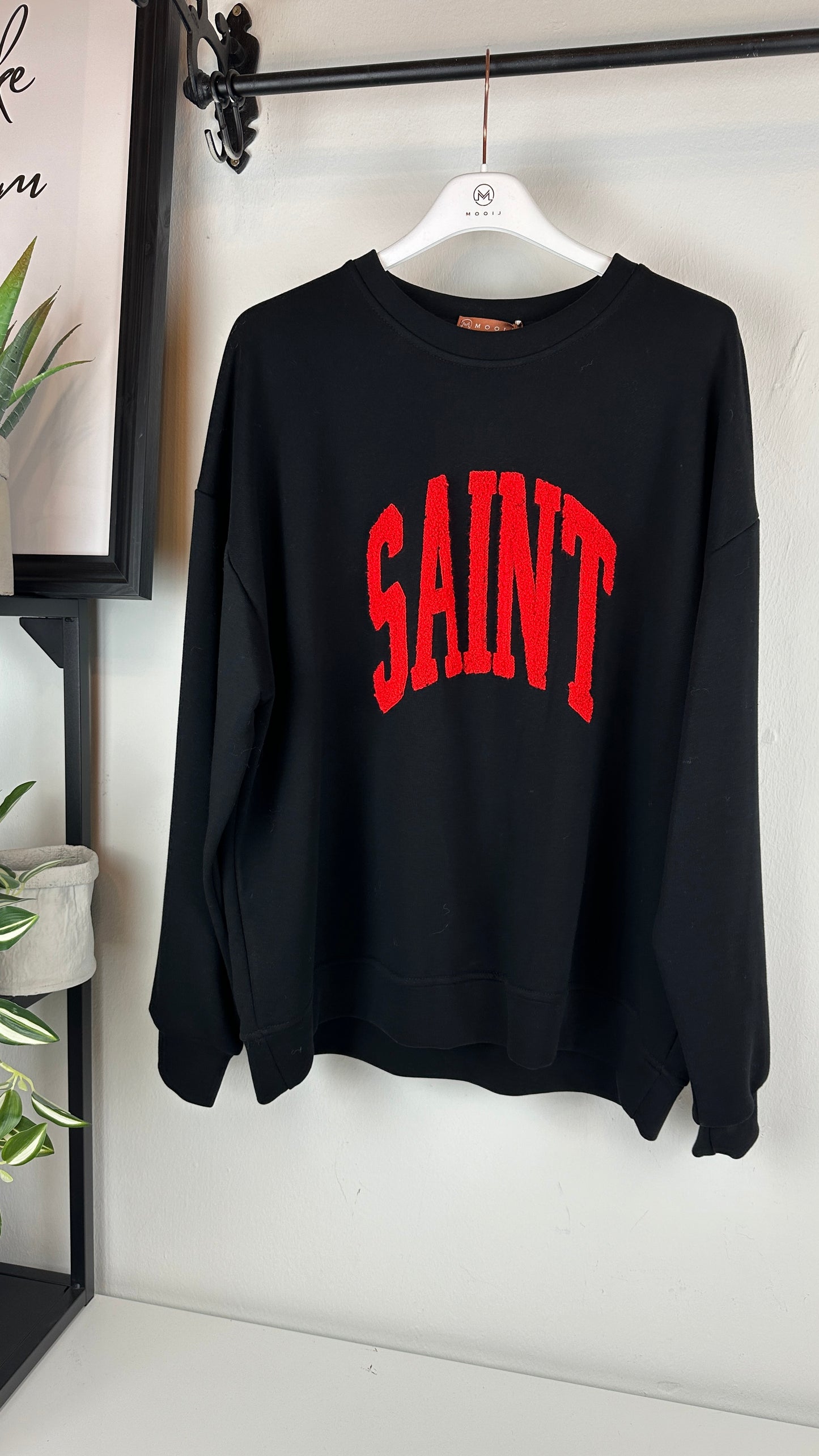 Sweater SAINT