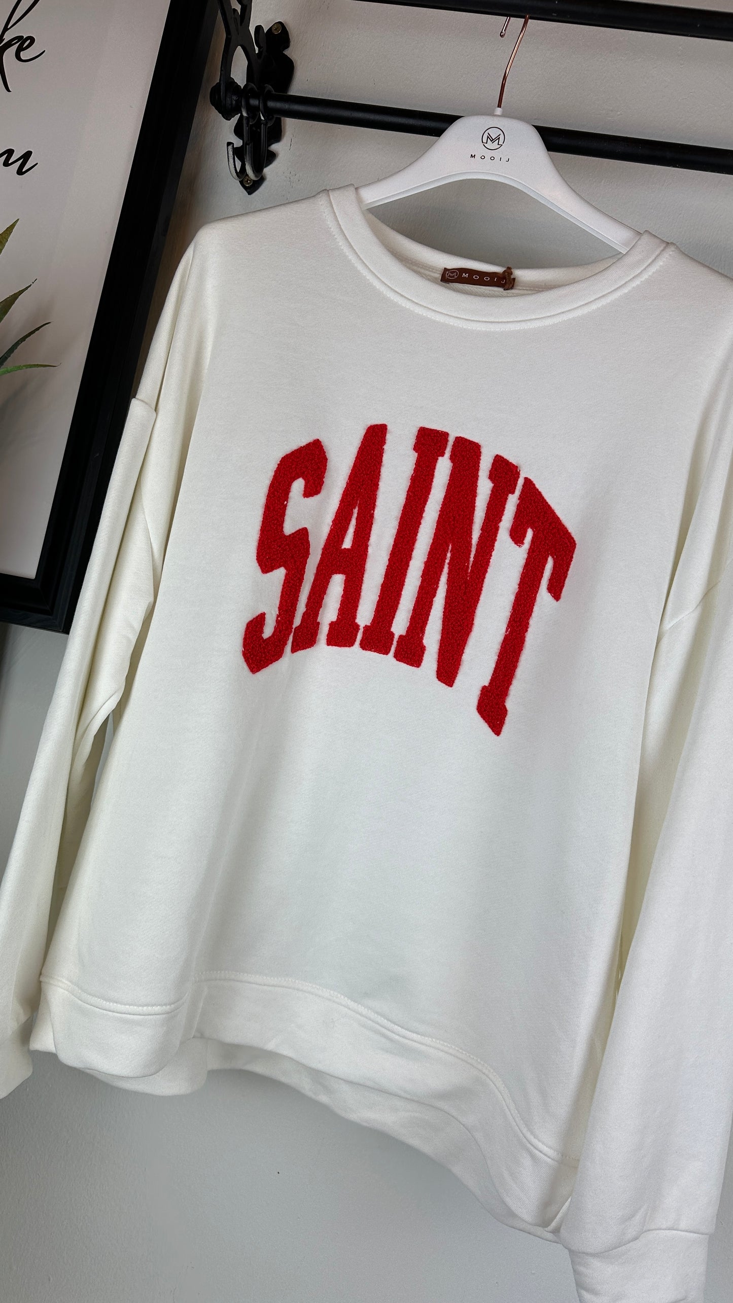 Sweater SAINT