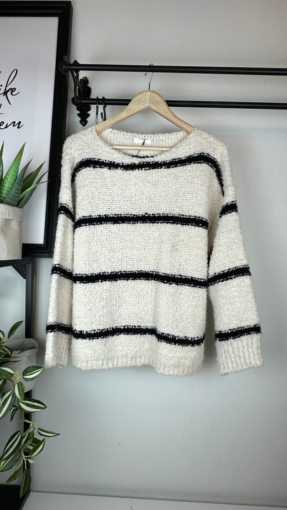 Boucle Pullover gestreift