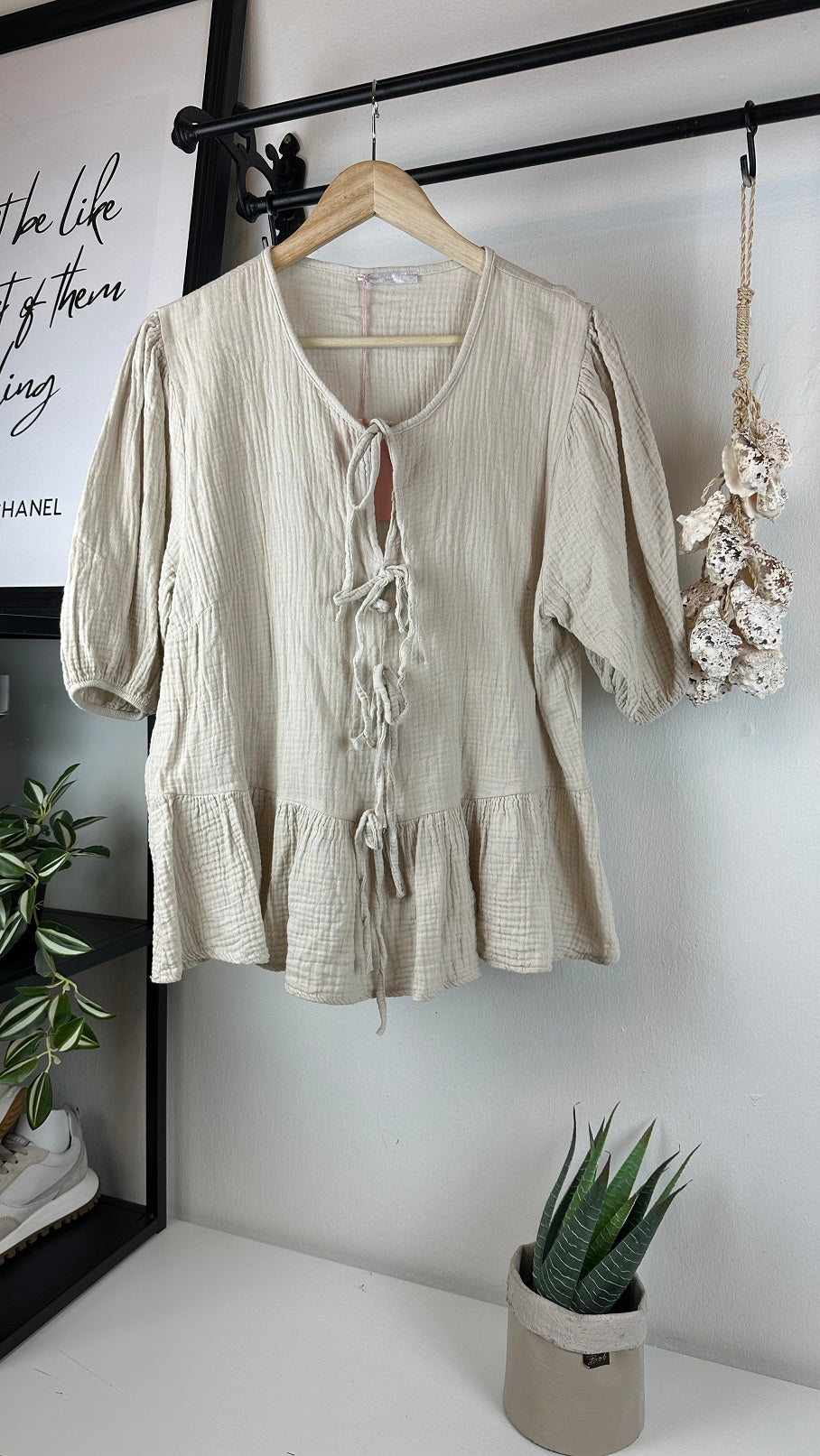 Volantbluse Musselin Beige